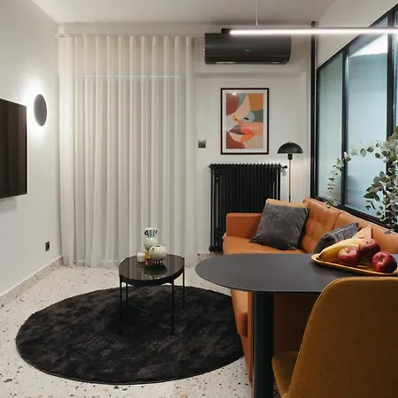 Apartment Retrowaves